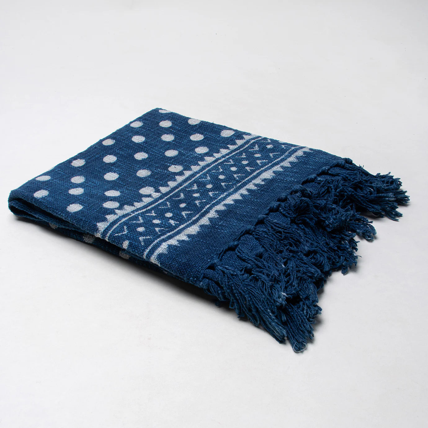 Chaandni Dot Throw
