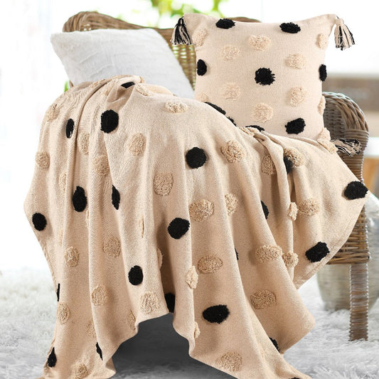 Pataka Polka Throw